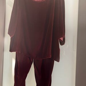 Elegant Velvet Set in Burgundy